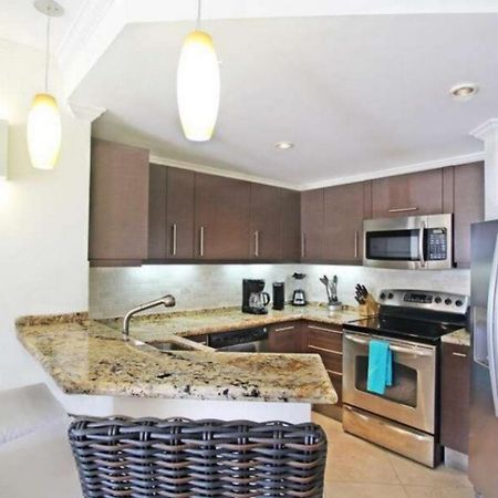 Sapphire Beach Condos Christ Church Bilik gambar