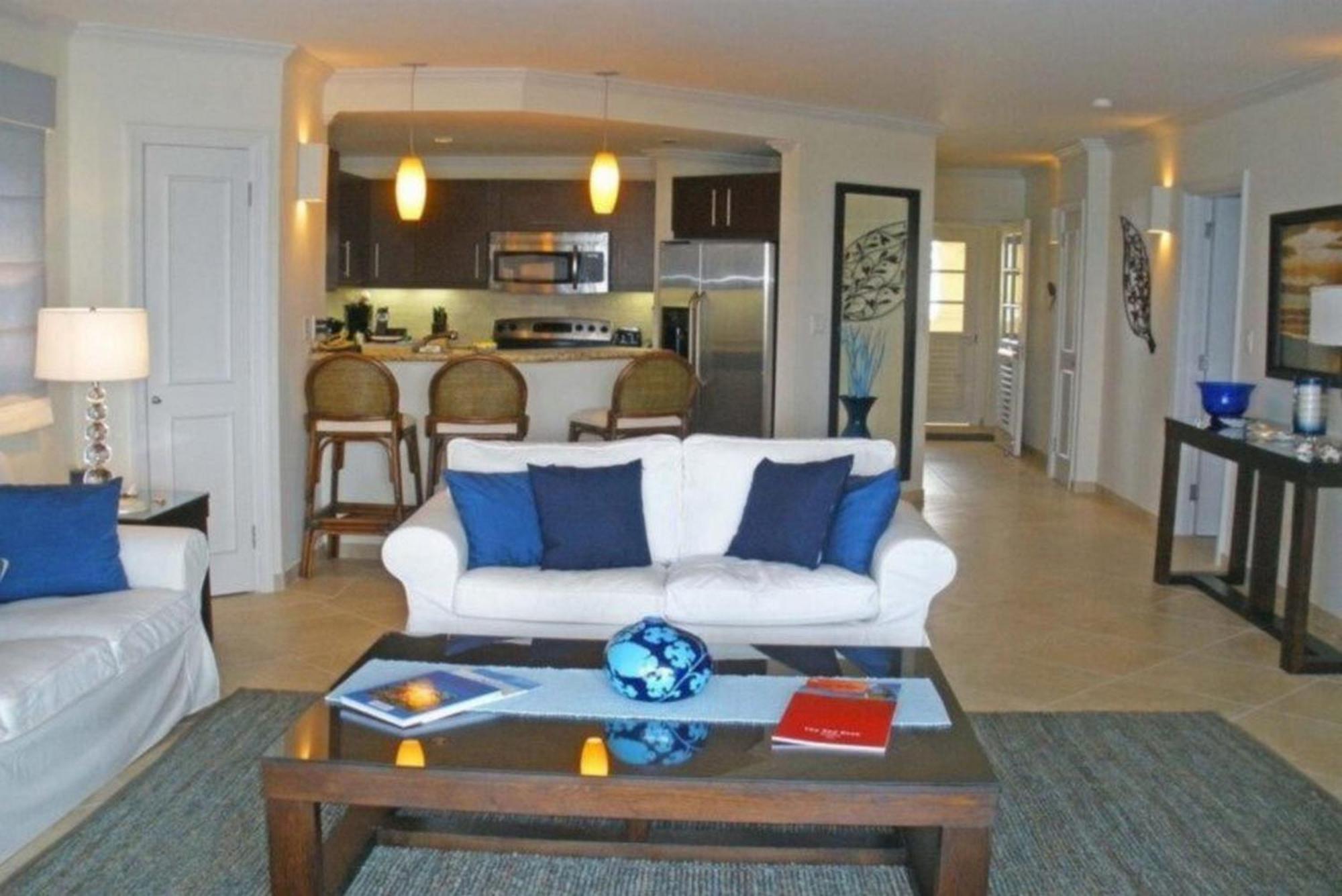 Sapphire Beach Condos Christ Church Bilik gambar
