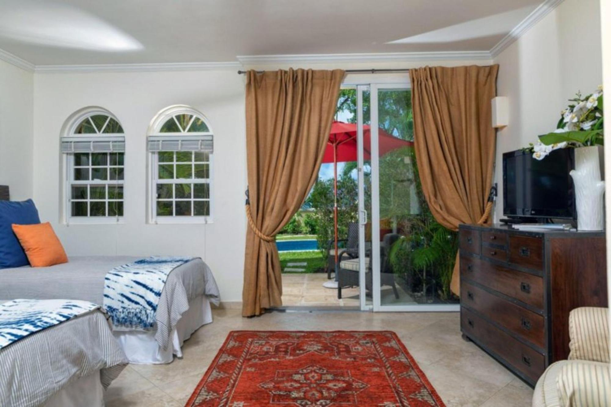 Sapphire Beach Condos Christ Church Bilik gambar