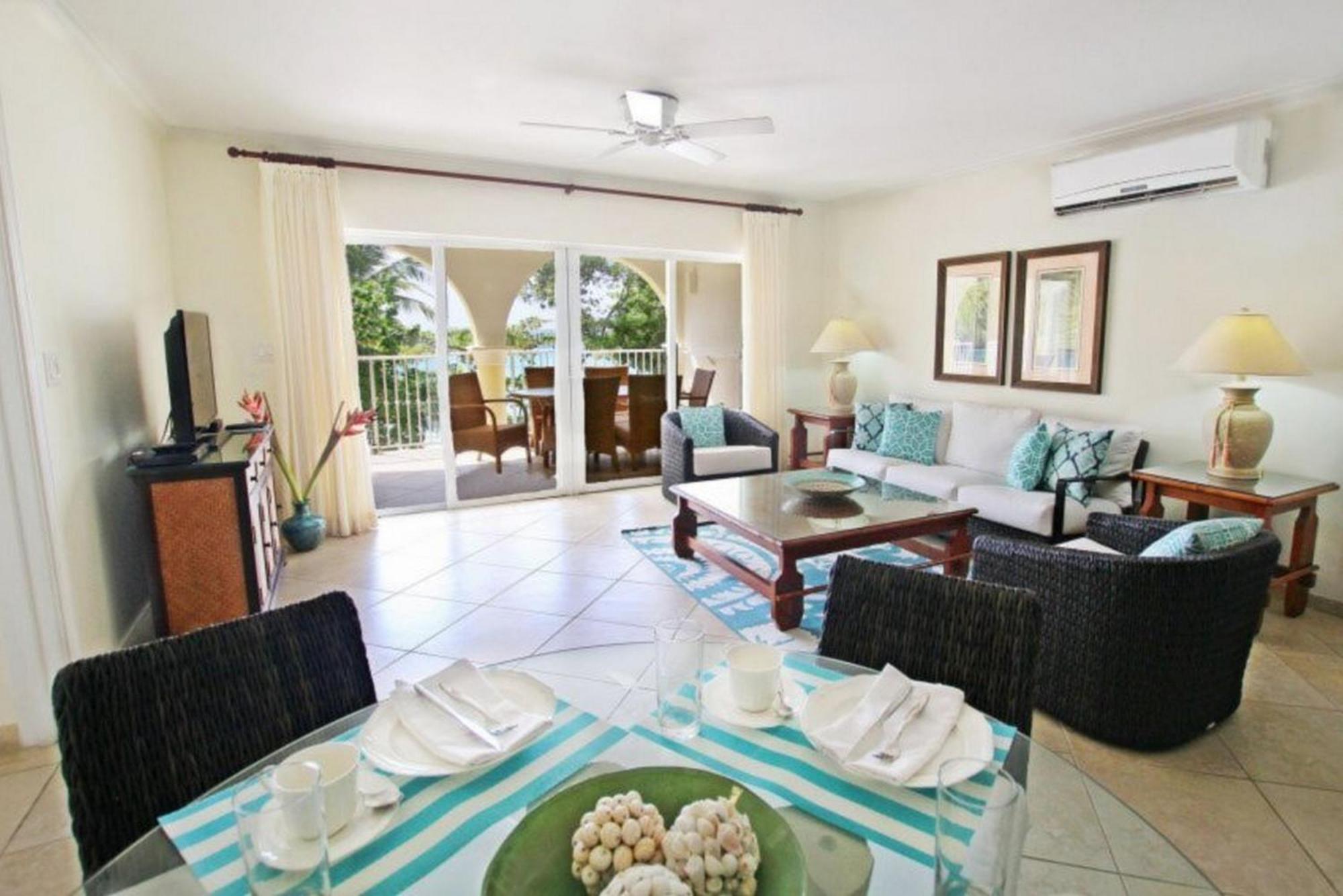 Sapphire Beach Condos Christ Church Bilik gambar